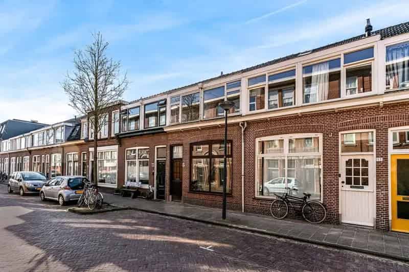 Een gezinswoning te Leiden met 2 slaapkamers en 2 badkamers