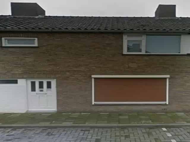 Semi Studio Roosendaal - gerenoveerd en modern