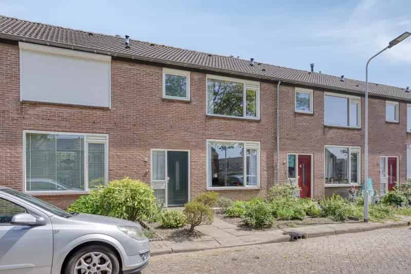Tussenwoning Hulst 3 slaapkamers Rustig Wonen Groene Wijk