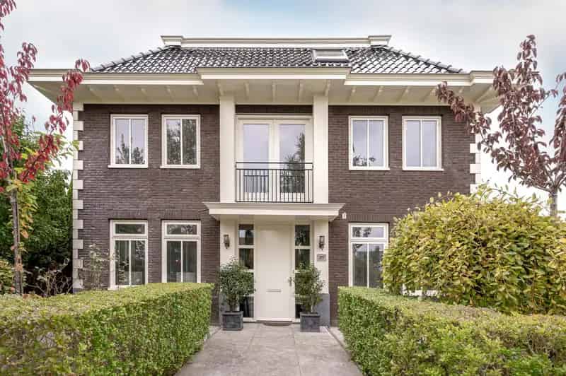 Luxe Woning Almere Schuifknoop 27  6 slaapkamers Grote Tuin
