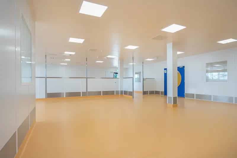 Bedrijfshal te huur Oudehaske 2442m2 A7