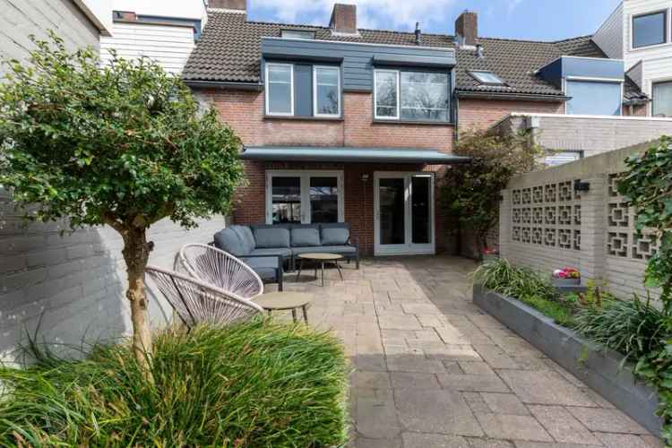 Huis te koop Oosterhout 4 slaapkamers moderne keuken tuin