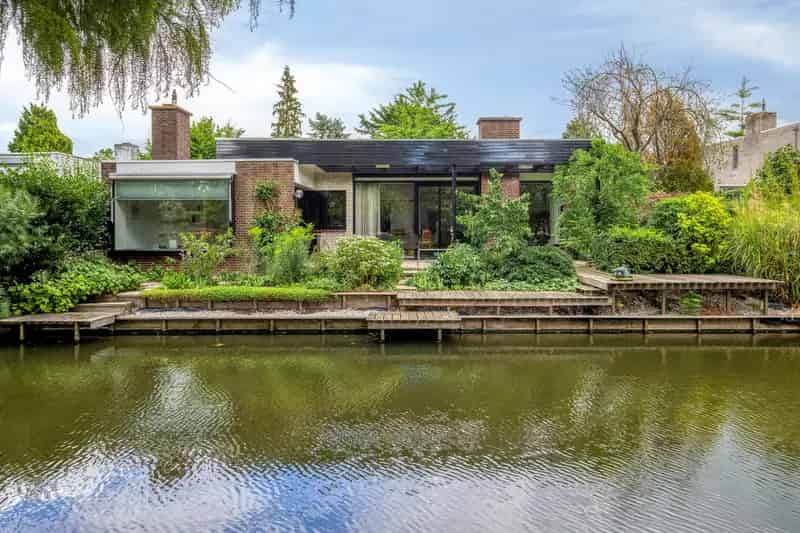Bungalow te koop 5 slaapkamers 2 badkamers garage Capelle aan den IJssel