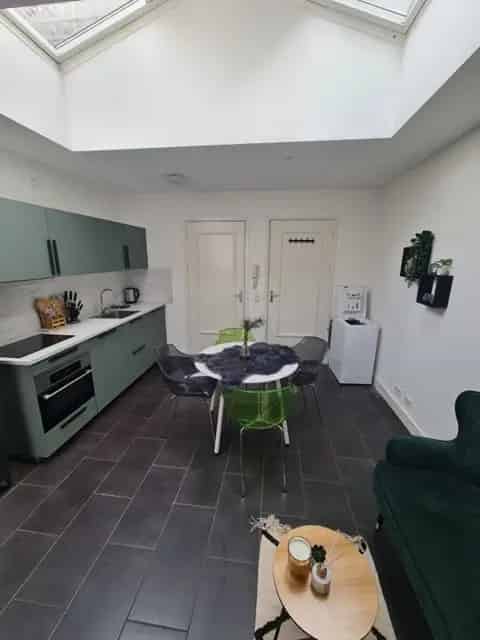 Studio Utrecht West 1e Delistraat 25m2 1 kamer