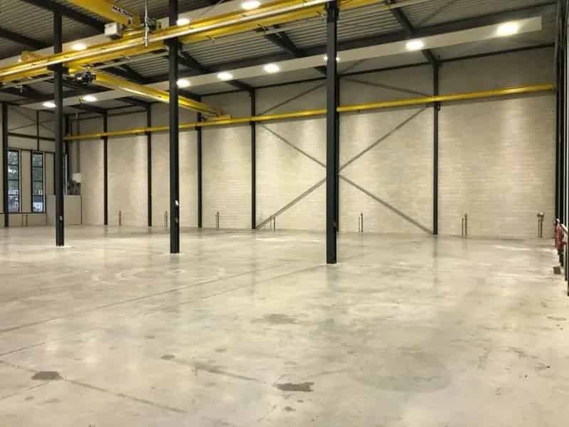 Bedrijfshal te huur Veenendaal 912m2 Kantoor 450m2