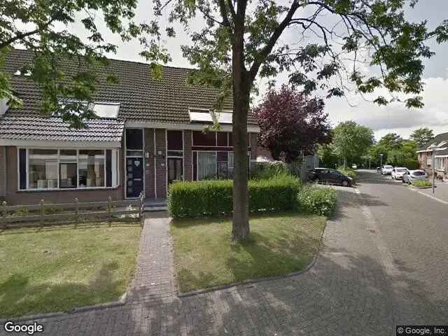 Tussenwoning Zwaag 109m2 Nabij Openbaar Vervoer School