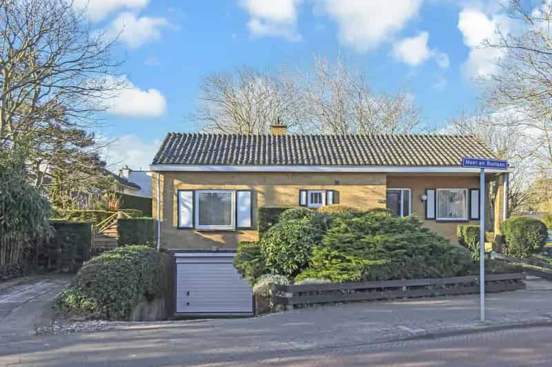 Vrijstaande Bungalow Kijkduin Ruime Tuin Garage Souterrain