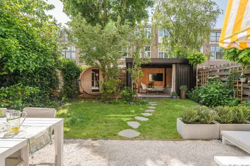5-kamer Parterrewoning Den Haag Ruime Tuin Luxe Afwerking
