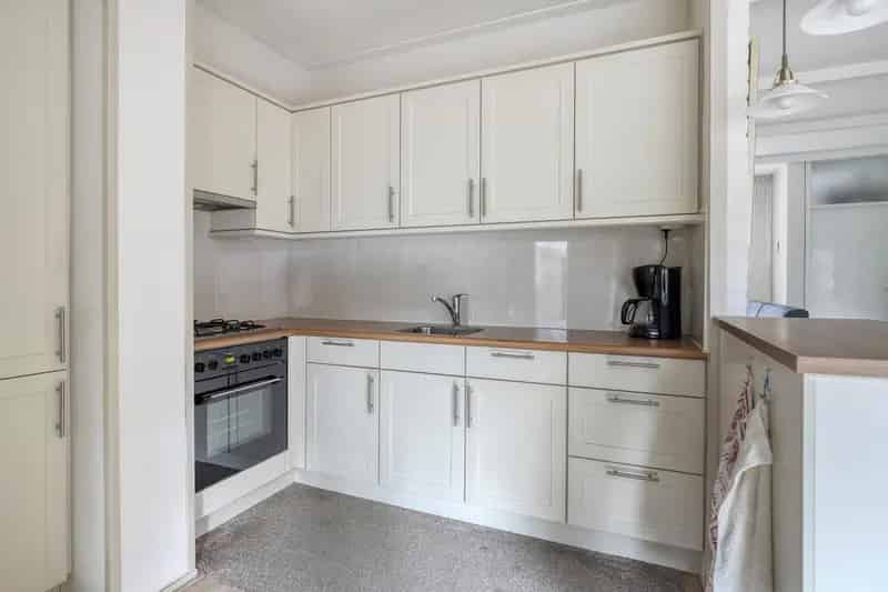 Ruime 4 Slaapkamers Hoekwoning Zeldenrust Garage Tuin