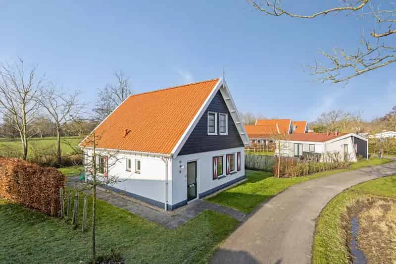 8 Persoons Vakantiehuis Resort Haamstede - Sauna - Energielabel A