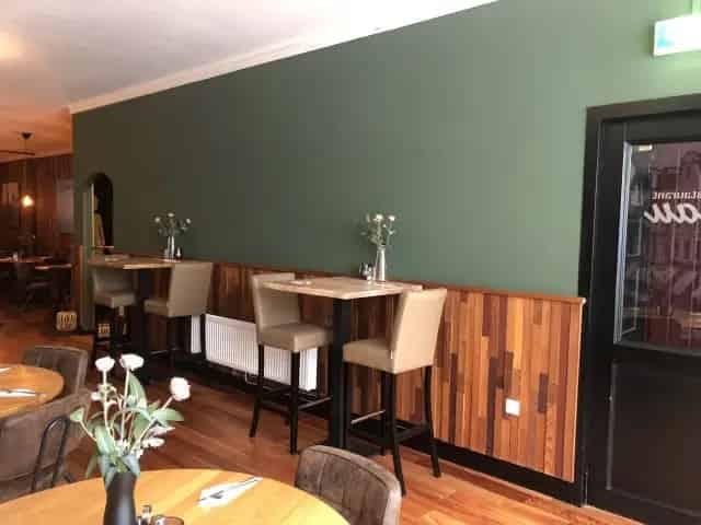 Te Koop Restaurant Leeuwarden: Instapklaar met Lage Overnamesom