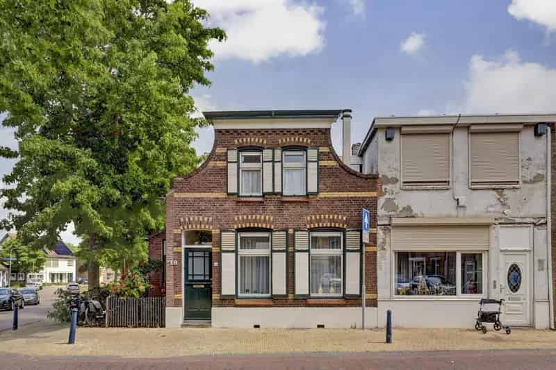 Halfvrijstaande woning Yerseke: karakter, ruimte en tuin