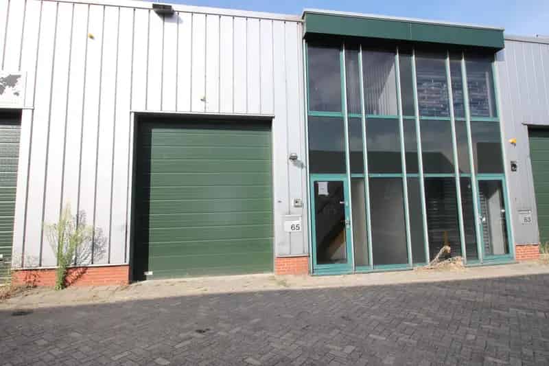 Bedrijfshal Rotterdam | Zoek bedrijfshallen te huur: Bombaystraat 65 3047 BA Rotterdam 
