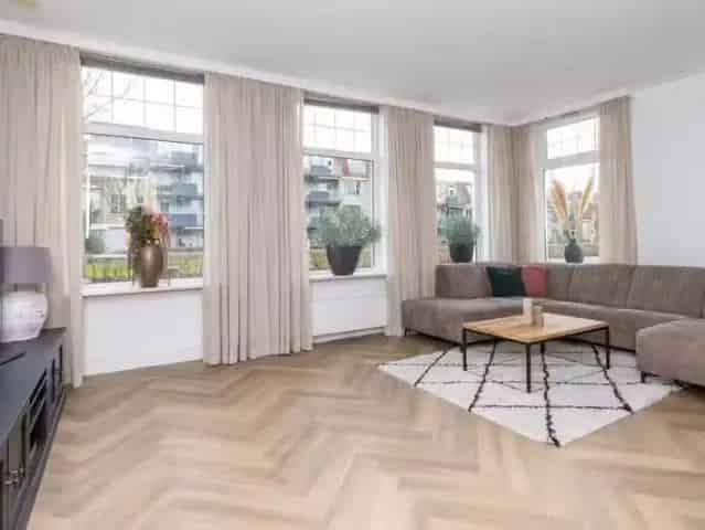 Vrijstaande woning Hoorn Keern 107 Grote tuin Garage 2 slaapkamers