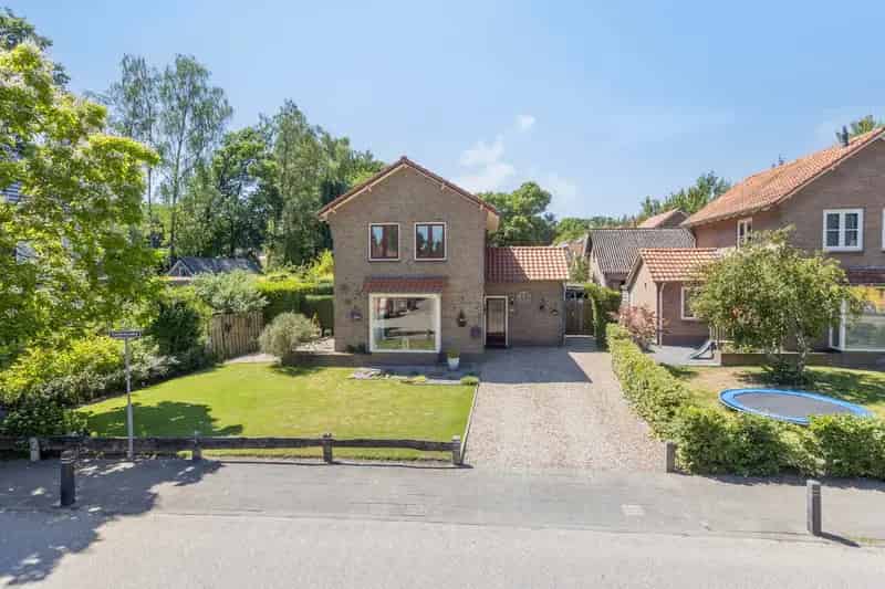 Vrijstaand Huis Vaassen Ruime Tuin 3 Slaapkamers Nabij Kroondomeinen