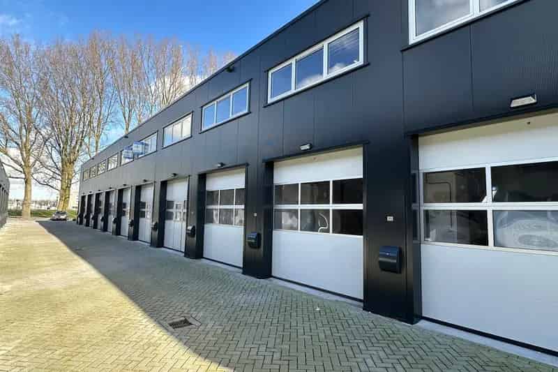 Bedrijfsruimte te huur Alphen aan den Rijn 64m2
