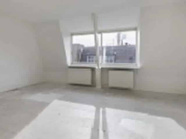 Appartement Leeuwenstraat Hilversum: Dakterras en Berging