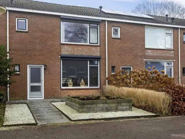 Tussenwoning Veenoord 3 slaapkamers moderne keuken