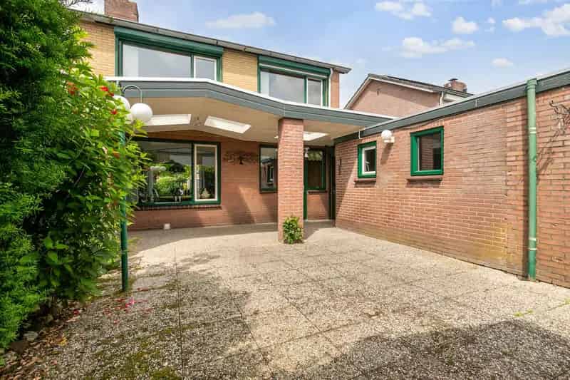 Huis te koop Didam Rozenstraat 3 slaapkamers garage tuin