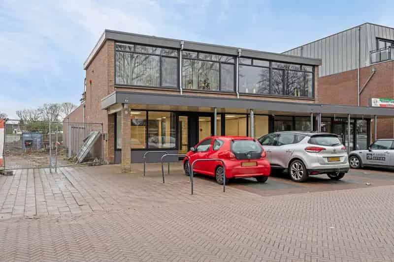 Winkel te huur Nieuw Amsterdam 230m²