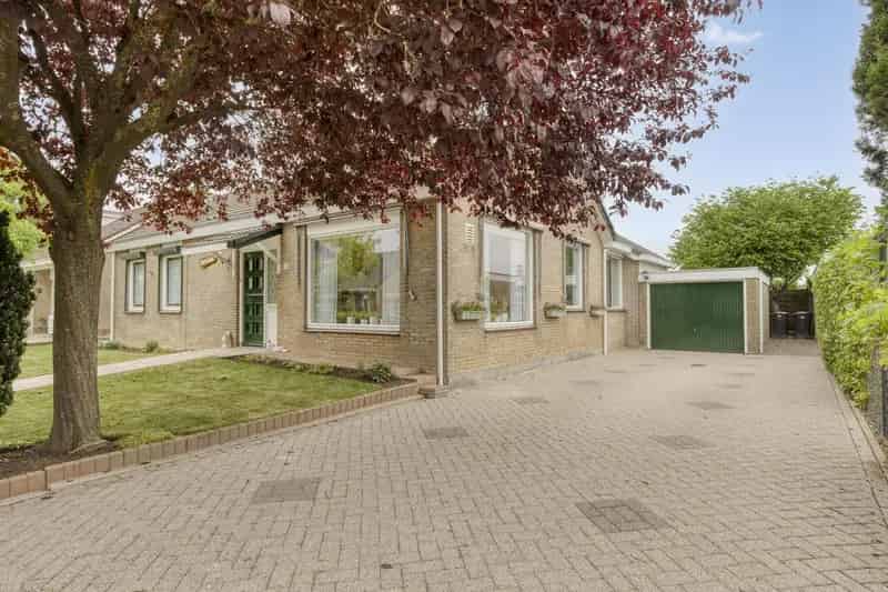 Vrijstaande Semibungalow Sint Philipsland 3 slaapkamers 2 badkamers