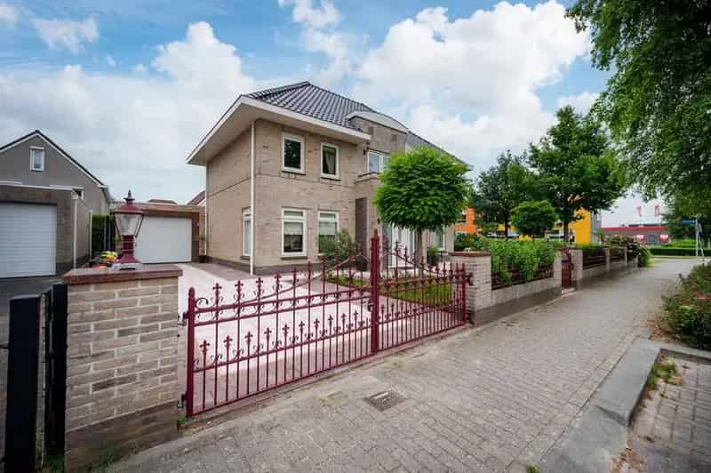 Ruime Vrijstaande Woning 6 Slaapkamers Almere Buiten