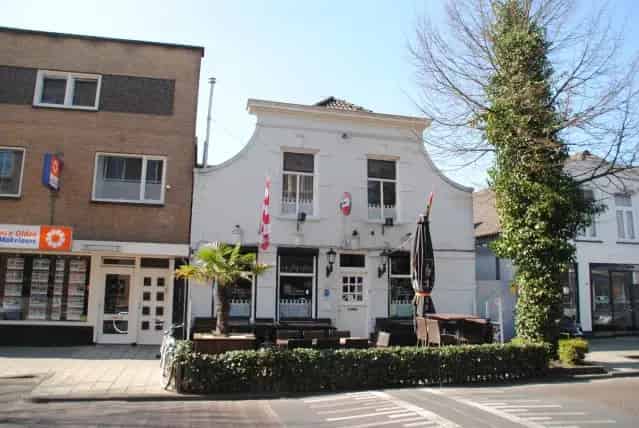 Café te Waalwijk: Authentiek Bruin Café Instapklaar