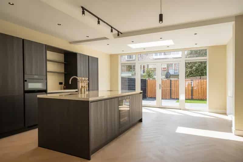 Huis te koop Wassenaar 5 slaapkamers 2 badkamers gerenoveerd