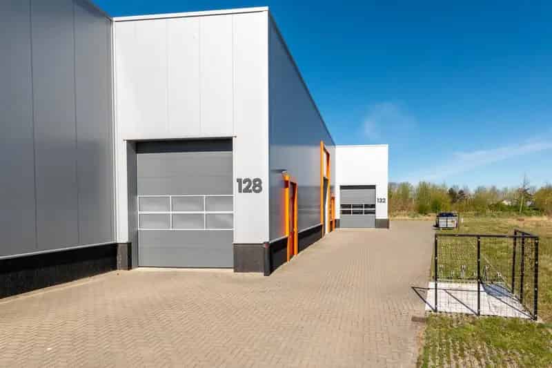 Bedrijfshal Zwaag | Zoek bedrijfshallen te huur: Jelle Zijlstraweg 128 1689 ZX Zwaag 