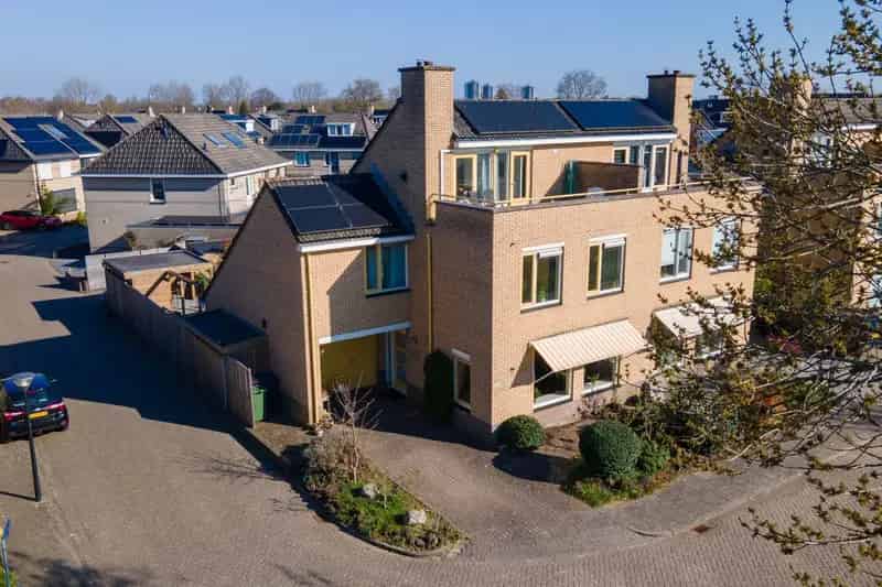 Grote gezinswoning 5 slaapkamers Apeldoorn