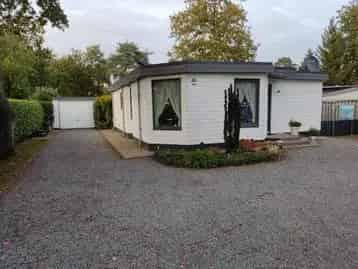 Chalet te koop Meerlo: Bungalow 90m2, 3 slaapkamers, gemeubileerd