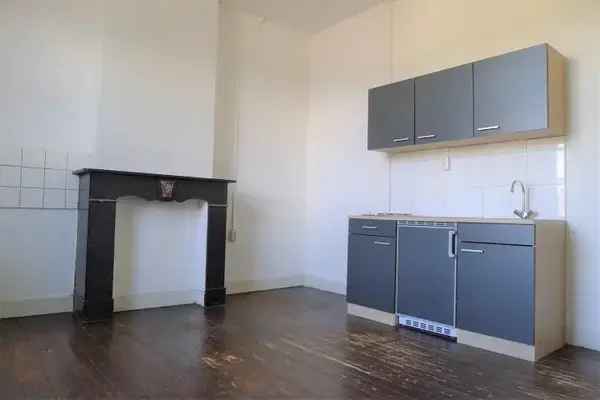 Kamer Wilhelminasingel Maastricht: 16m² studentenkamer