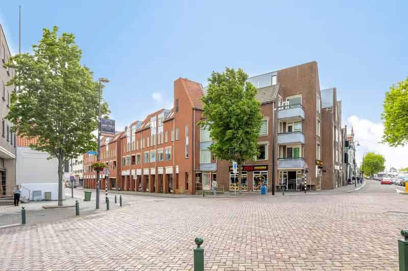 Modern Splitlevel Appartement te Koop Vlaardingen