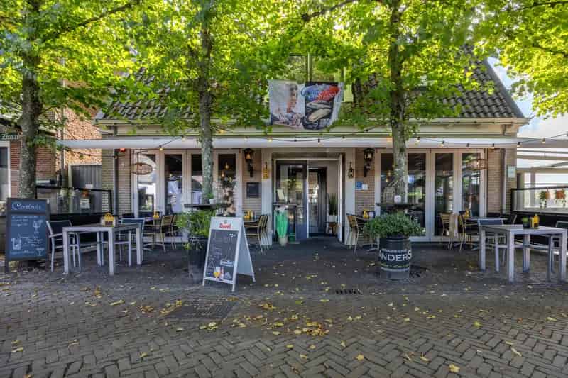Horecabelegging Langweer 287m²  Parkeerterrein 735m²  Energielabel A+
