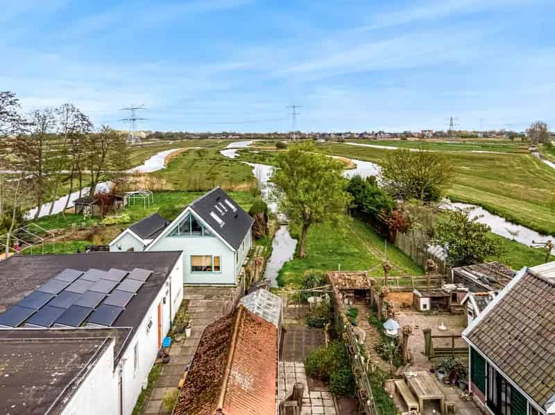 Vrijstaande woning Oostzaan 660m2 tuin nabij Amsterdam