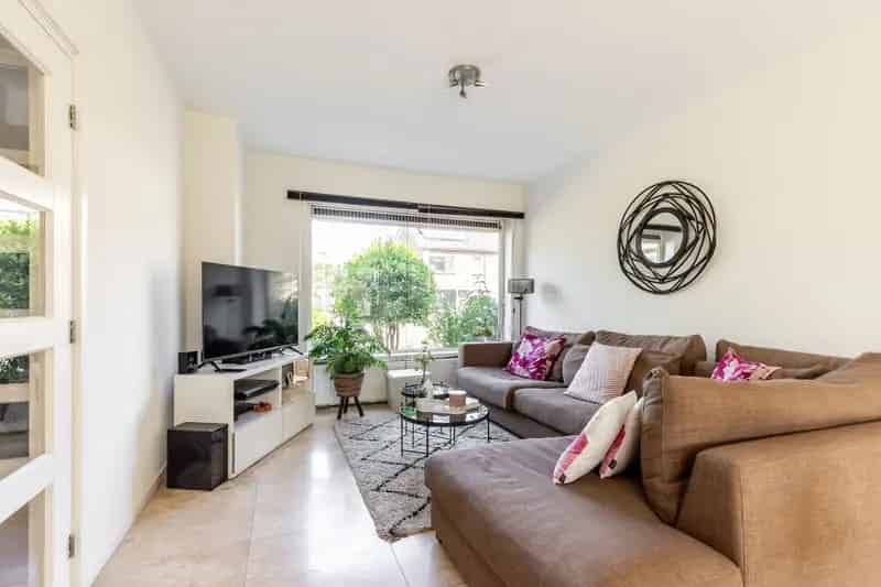 Huis te koop: Amestelle 337 1161 BD Zwanenburg | Funda