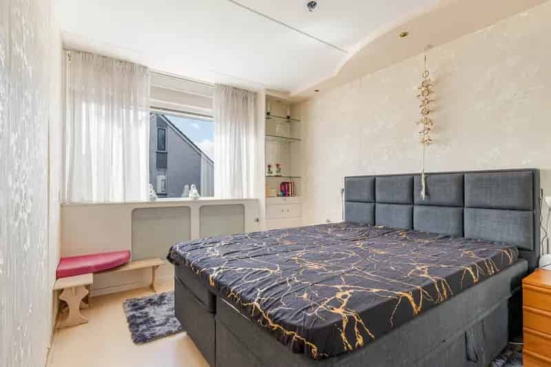 Ruime Hoekwoning Almere Muziekwijk Garage 4 Slaapkamers Zonnepanelen