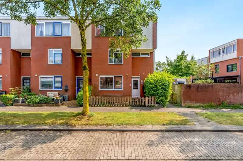 Huis te koop: Bramenstraat 19 1326 HG Almere | Funda