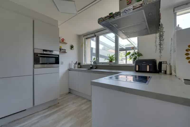 Moderne Tussenwoning 4 Slaapkamers Almere Danswijk