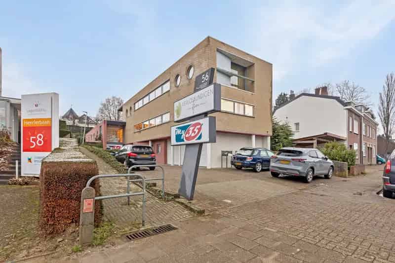 Kantoorruimte Heerlen Heerlerbaan 58m2 te huur
