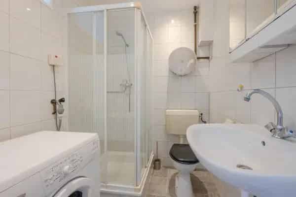 2-kamer appartement Dordtselaan - Royale tuin -  Centrale ligging