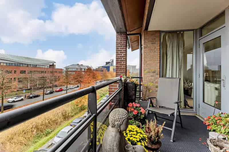 Ruim appartement 167m2 Capelle aan den IJssel 2 slaapkamers balkon berging