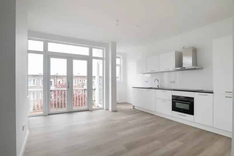 Appartement Rotterdam Zuid 85m2 gerenoveerd 2 slaapkamers balkon