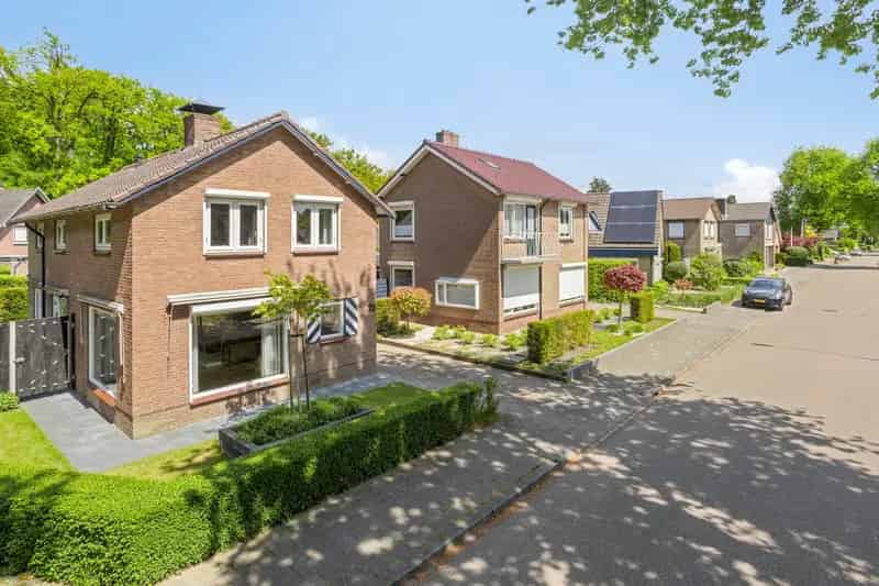 Vrijstaande woning Vaassen 3 slaapkamers luxe badkamer