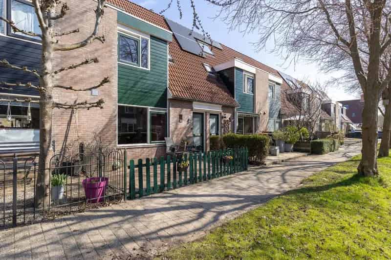 Ruime 5 Slaapkamer Middenwoning Hoorn De Kersenboogerd