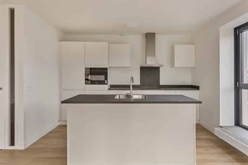 Appartement te koop Rotterdam Centrum: 2 slaapkamers, luxe, turnkey