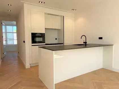 2 kamers appartement van 75 m² in Amsterdam
