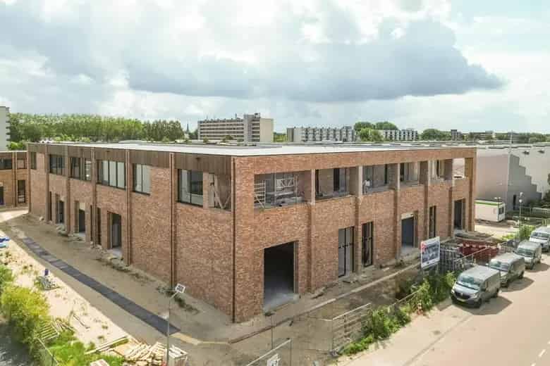 Bedrijfsruimte te Huur Weesp 72-143m2