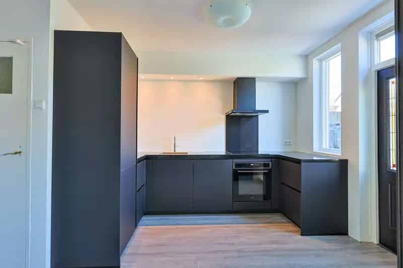 Gezinswoning Oisterwijk 4 slaapkamers moderne keuken diepe tuin