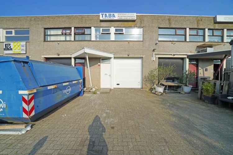 Bedrijfshal Almere | Zoek bedrijfshallen te koop: Brasemstraat 24 1317 PX Almere [funda in business]